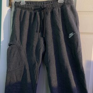 gray nike men’s sweatpants